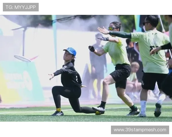 飞盘运动新风潮:深入分析上海飞盘队的战术控制与团队协作